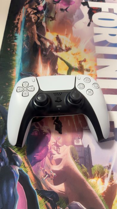 Comando de PS5 em bom estado