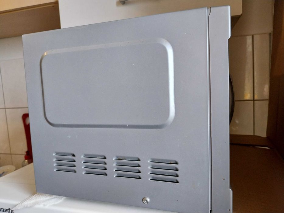 Mickrofalówka mała z grilem