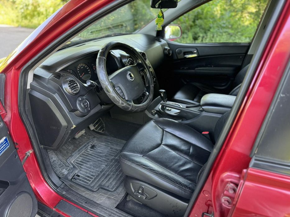 Продам Ssang Yong Actyon 2,0 дизель автомат 2007год