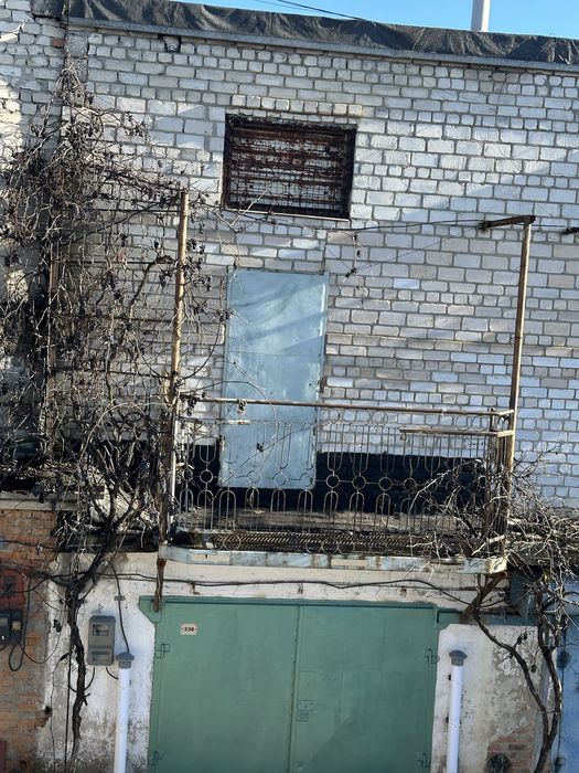 Продам гараж, сто