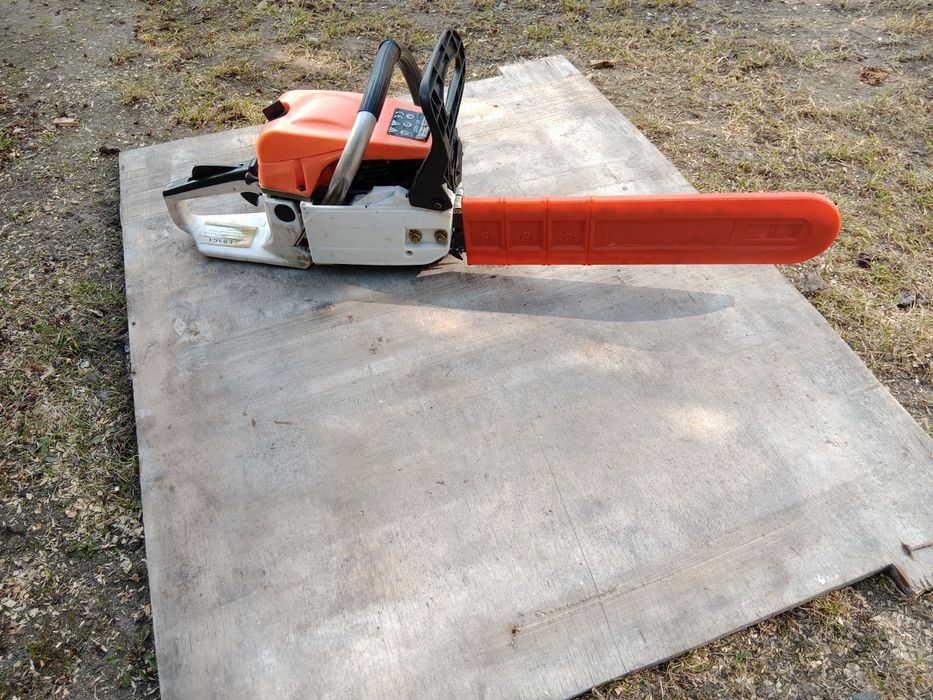 Piła łańcuchowa spalinowa