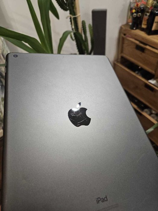 Apple iPad 8. generacji 64 GB