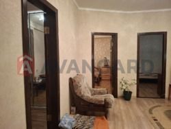 Продаж дому у Космічному мрні