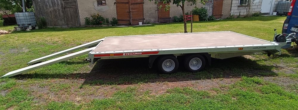 Laweta transportowa prawie jak nowa ,rok produkcji 2023