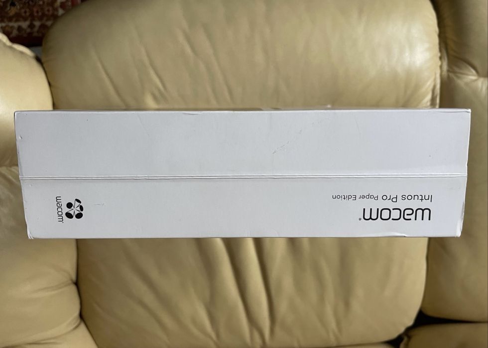 Графический планшет,графічний Wacom Intuos Pro Paper Edition