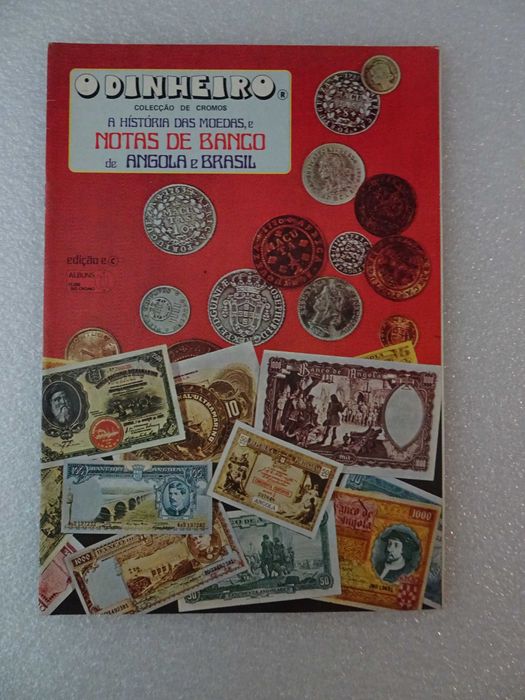 Caderneta de cromos vazia - Clube do Cromo - O Dinheiro - A História