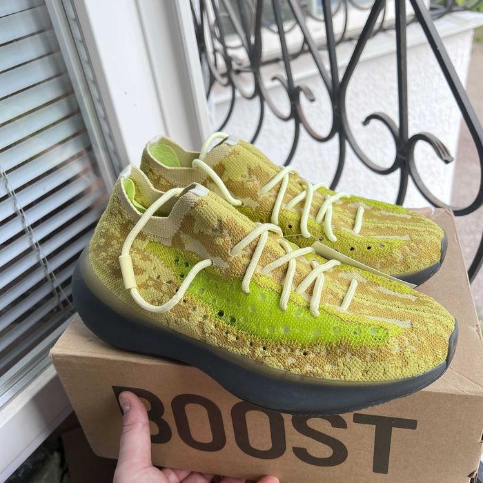 adidas yeezy boost 380 - купить товары моды и стиля - Цена на OLX.ua