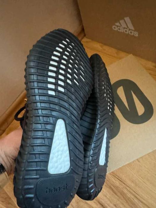 Buty Adidas Yeezy boost Yeezy 350 v2 onyx 38