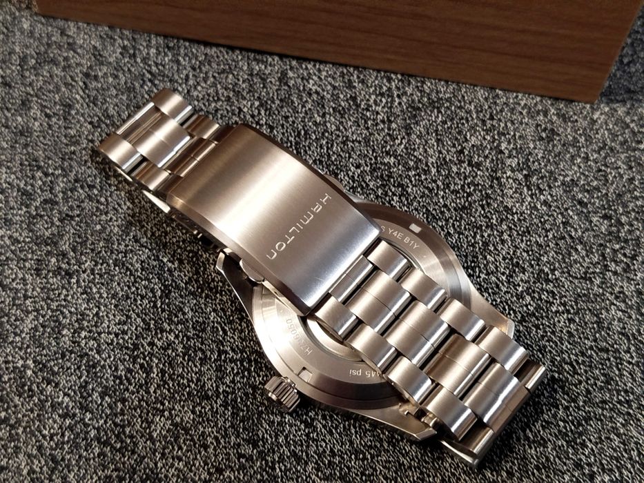 б.в. полірований Hamilton Khaki Field H70605140 Swiss made годинник