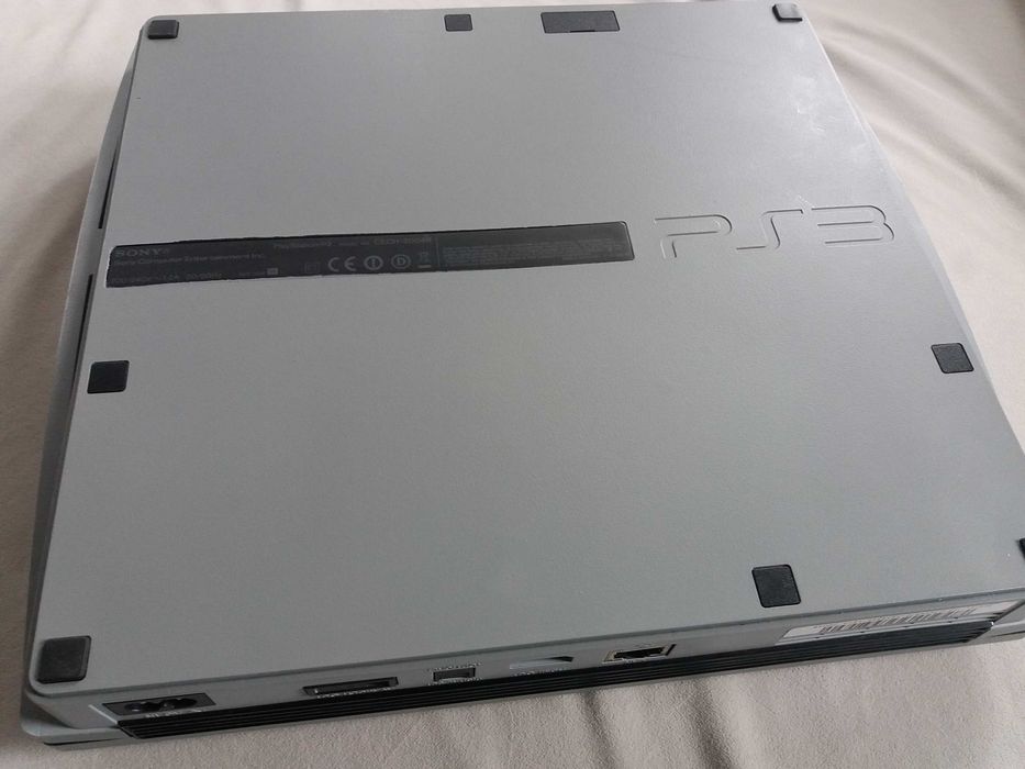 Konsola PS3 Slim CEH 2004b