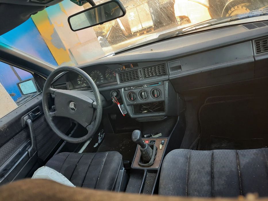 Konsola/ deska rozdzielcza Mercedes W201 190E!!