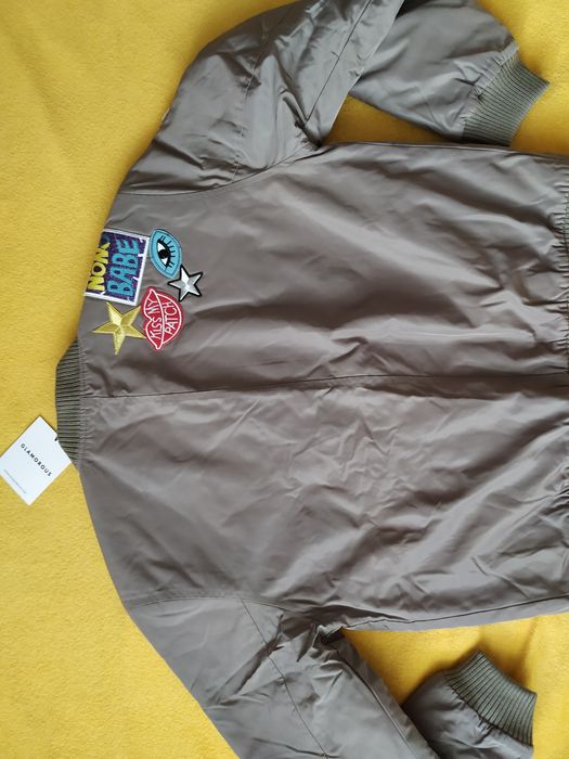 Nowa kurtka bomberka ocieplana Glamorous