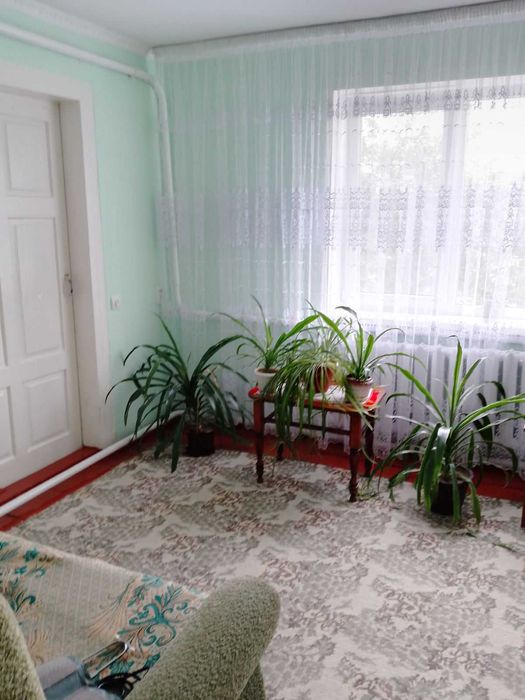 Продам або обміняю хату в селі