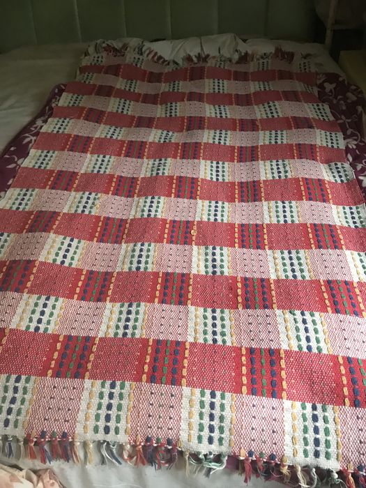 Коврик  для пола или на диван