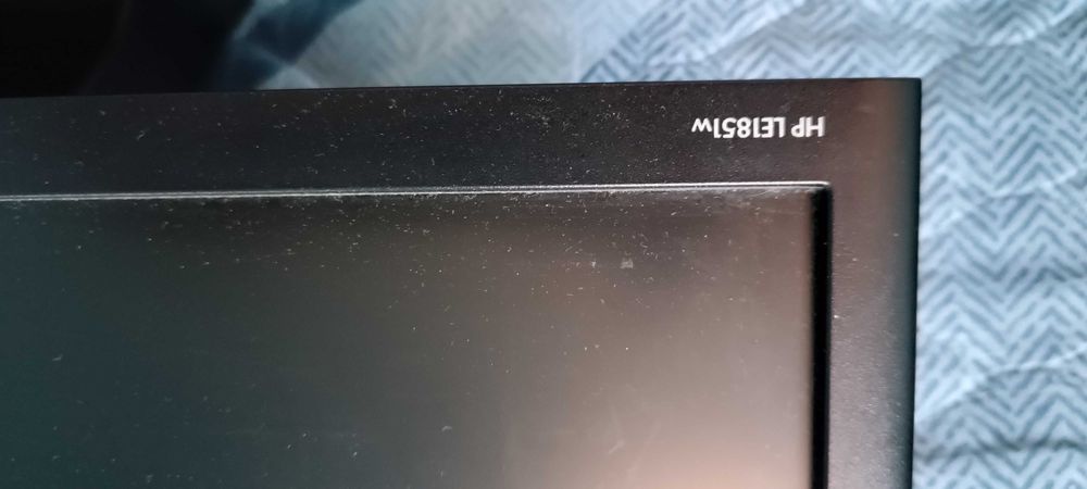 Monitor LCD HP LE1851w widescreen de 18,5 polegadas VGA