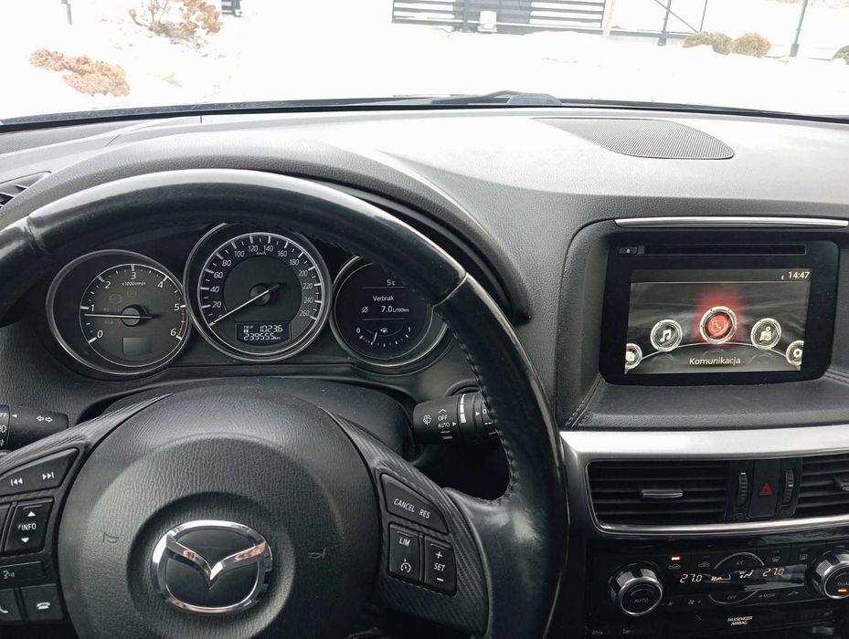 Samochód Mazda CX-5