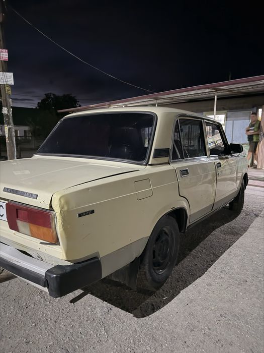 Продам ваз 2105 на ходу !