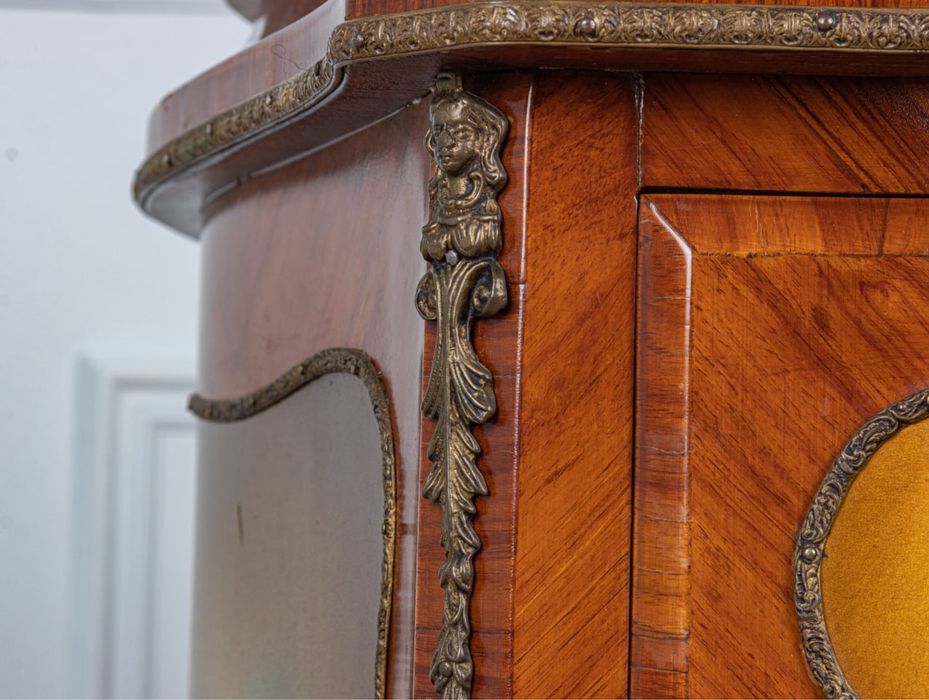 Вінтажний італійський комод