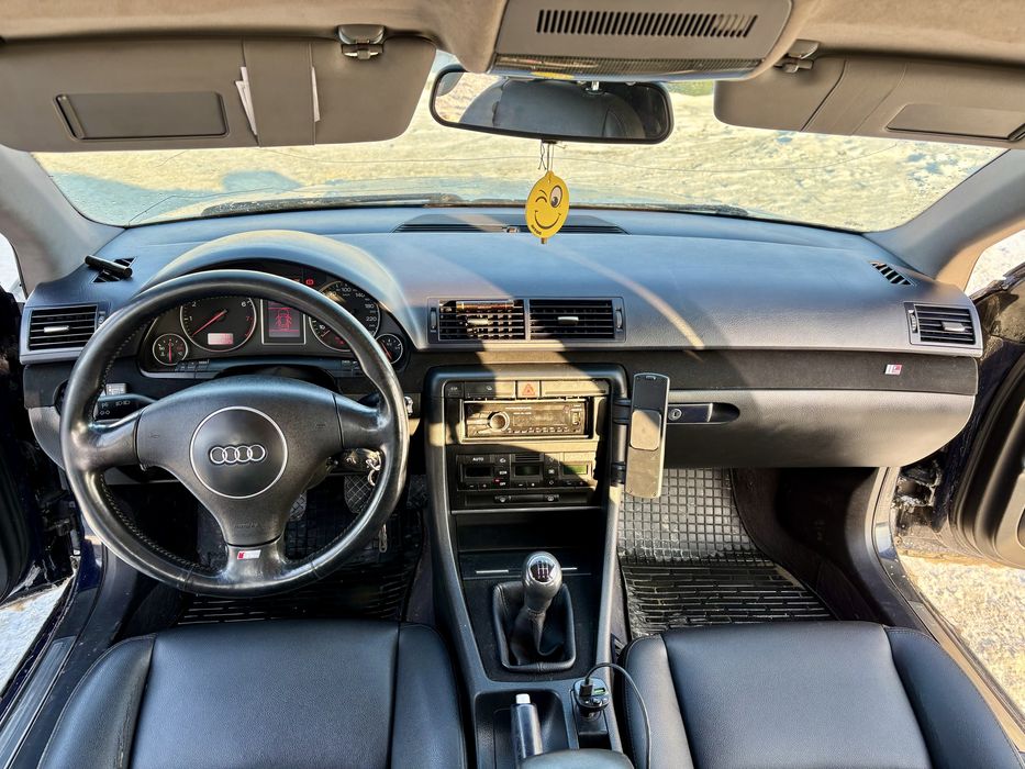 Audi A4b6 S line V6 газ/бенз