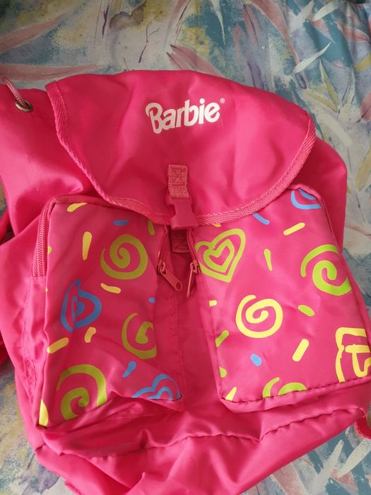 Mochila vermelha da Barbie64564338249859124