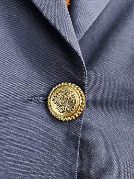 Piękna granatowa marynarka L 40 broszka