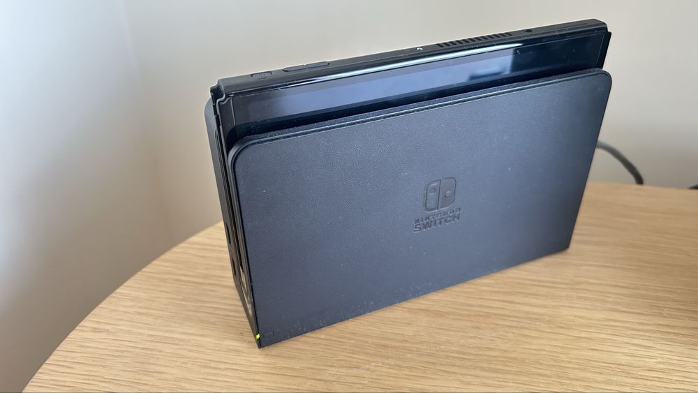 Nintendo Switch + FC27