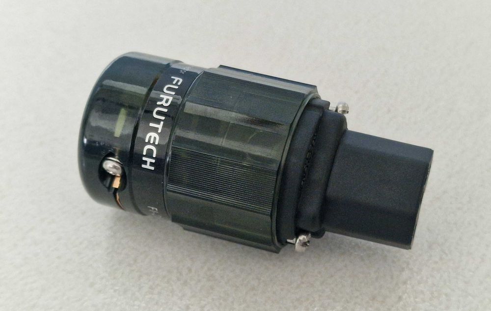 Furutech FI-28 (R) - wtyk IEC C15 rodowany, kupiony w AVCORP