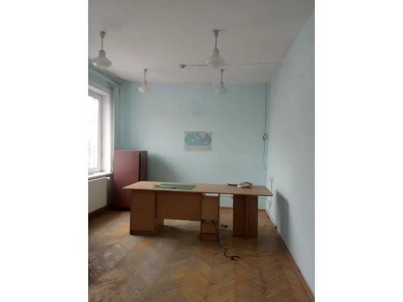 Нежитлова будівля (504,5 кв.м) - м. Тлумач Івано-Франківська обл.