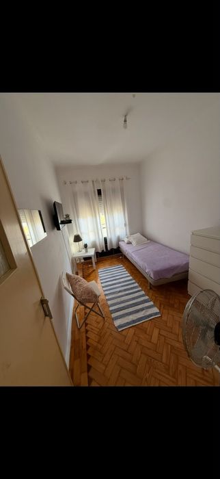 Quarto para arrendar