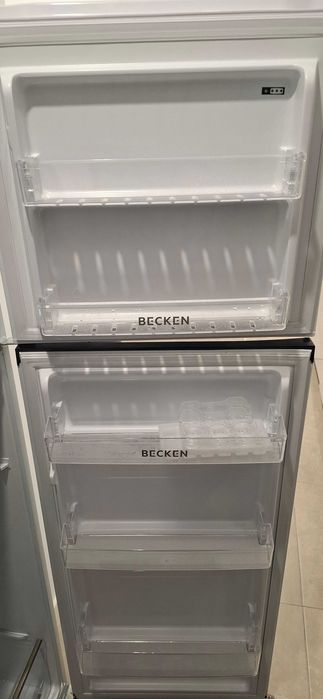 Frigorífico BECKEN BDD5394 WH 246 L