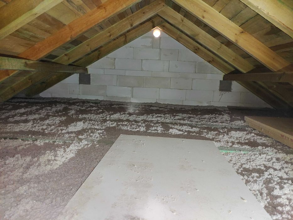 OCIEPLENIE PODDASZA, ocieplenia domu, wdmuchiwanie celulozy, izolacje.