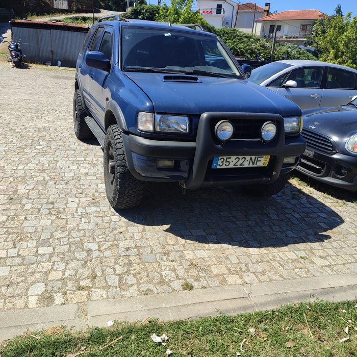 Frontera B 2.2 dti