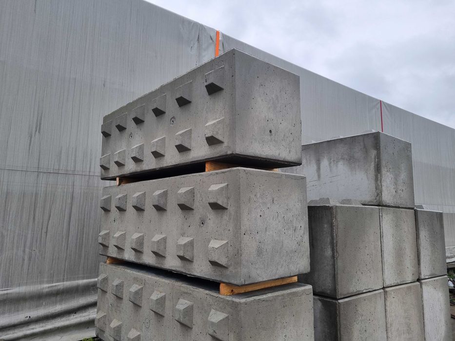 ZAWMARK ! Bloki betonowe,Mury oporowe ,Klocki,Zasieki,Silosy