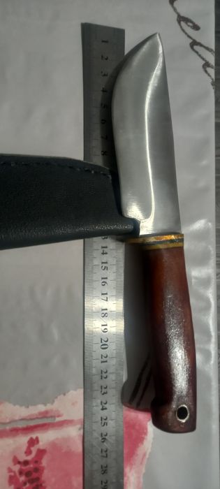 Нож ручной работы из инструментальной стали