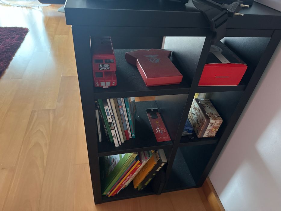 Secretaria + cadeira