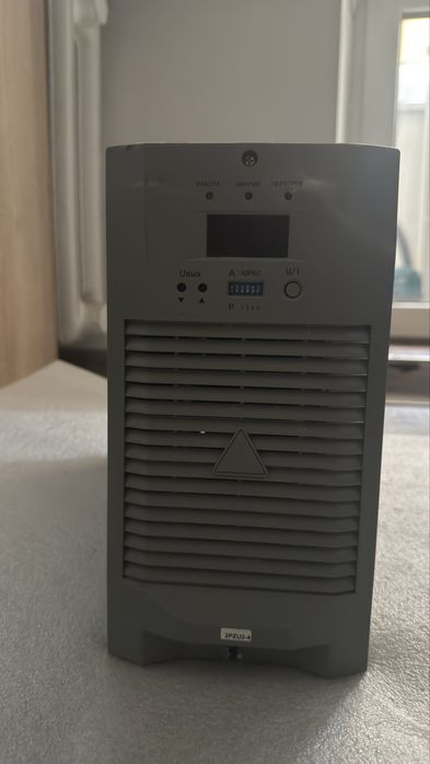 Зарядний пристрій 220В, 10 А, з регулюваннями по струму