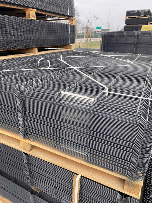 Kompletne ogrodzenie panelowe 123 cm fi4 z podmurówką 20 cm -49zł/mb