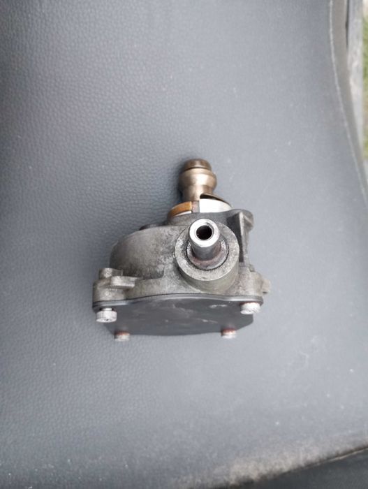 Вакуумный насос BMW e70,e60,e90,e65 N52 751945710