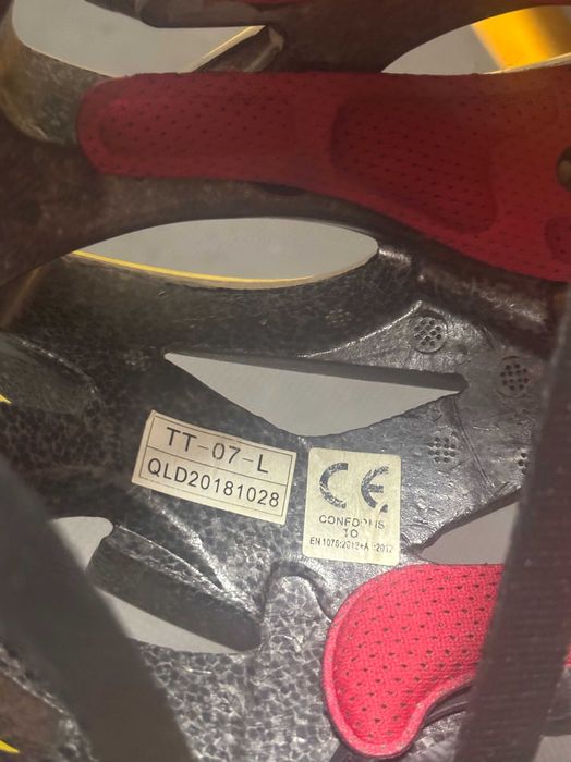 Велосипедний шолом TRINX TT07 L 58-61 см Black-Yellow