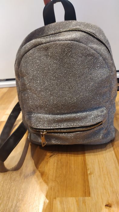 Mały plecak srebrny
