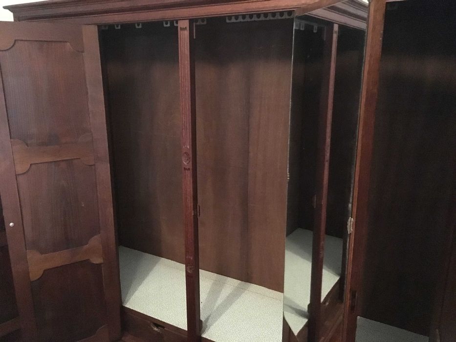 Mobília quarto de casal antiga