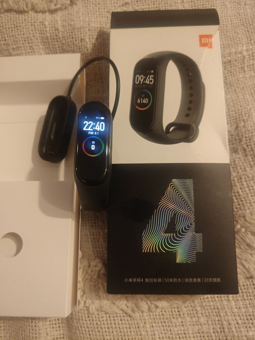 Opaska mi band 4