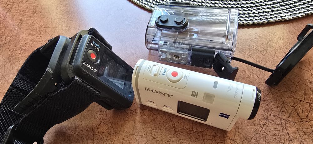 Sony FDR-X1000V kamera sportowa 4K Gps