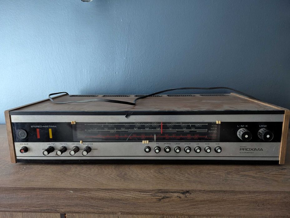 Wschodnioniemiecki amplituner Stern Radio Proxima 401 DDR