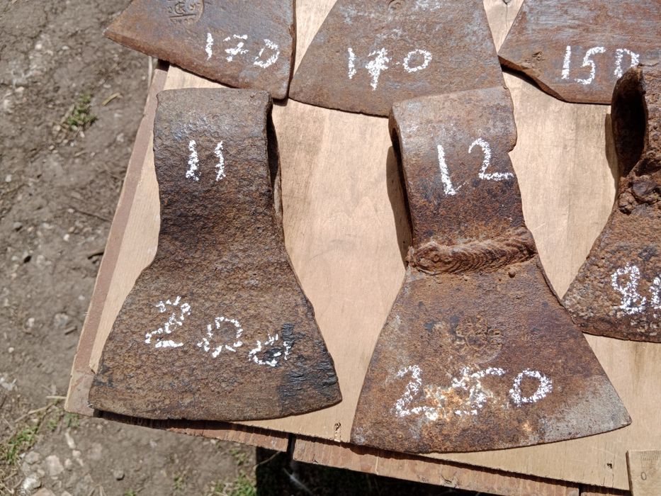 Сокири. Топори СССР. Ціни на фото