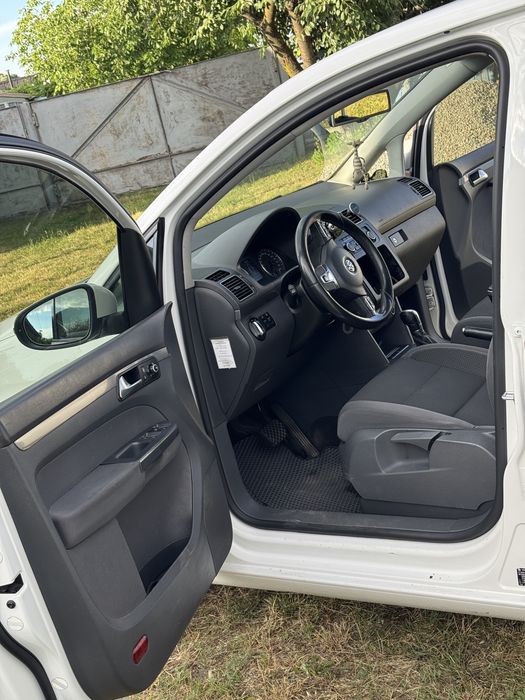 Volkswagen Touran 2012