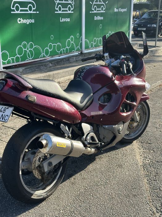Suzuki GSX 750F KATANA