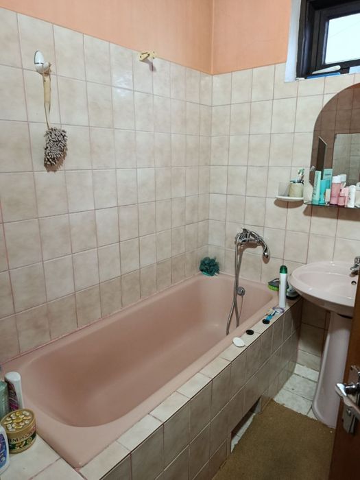 Продається затишний будинок в Ключарках