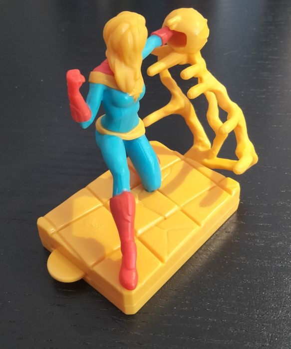 Figura de Ação 'Capitã Marvel' da Kinder
