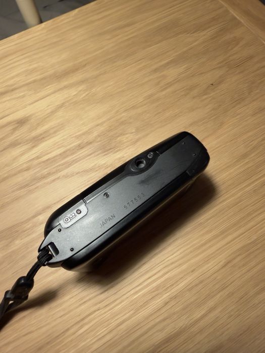 Yashica T4 – kultowy kompakt z obiektywem Carl Zeiss T*